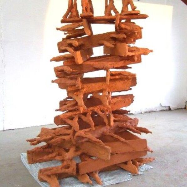 Marina van der Kooi - Tower of greef, ceramics, 120 cm hkleiner